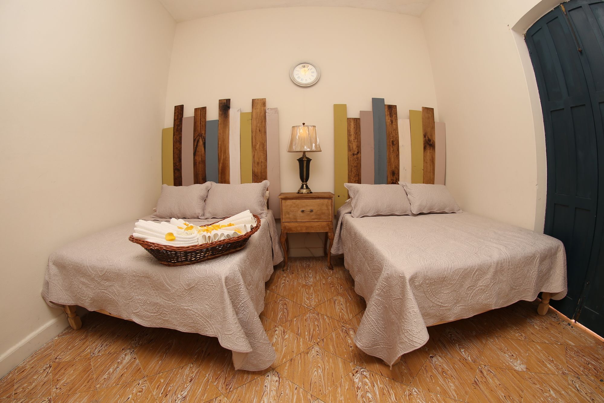 Hostel Punto 72 Гуанахуато Екстериор снимка
